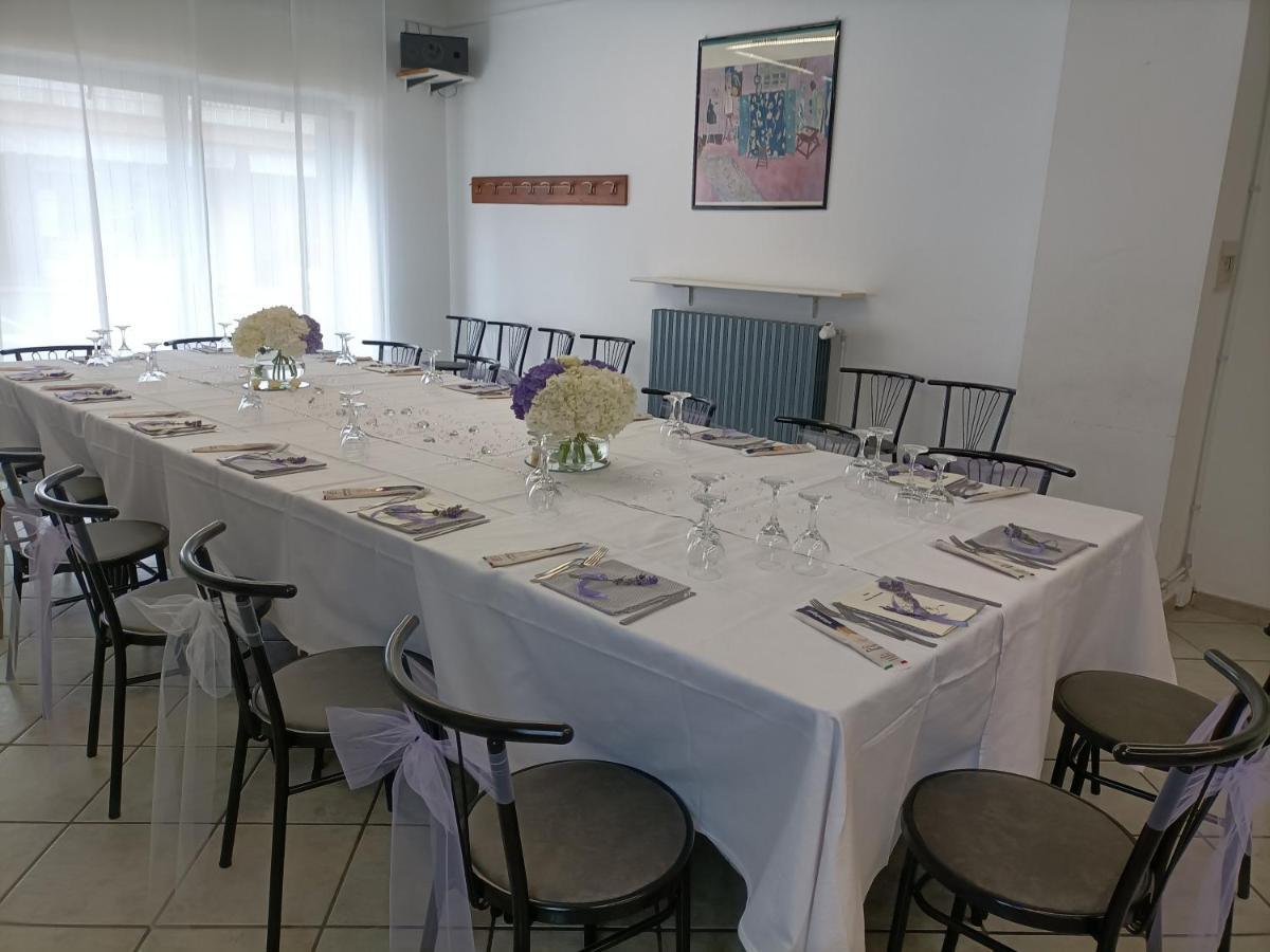 Albergo Roma Gattico ภายนอก รูปภาพ