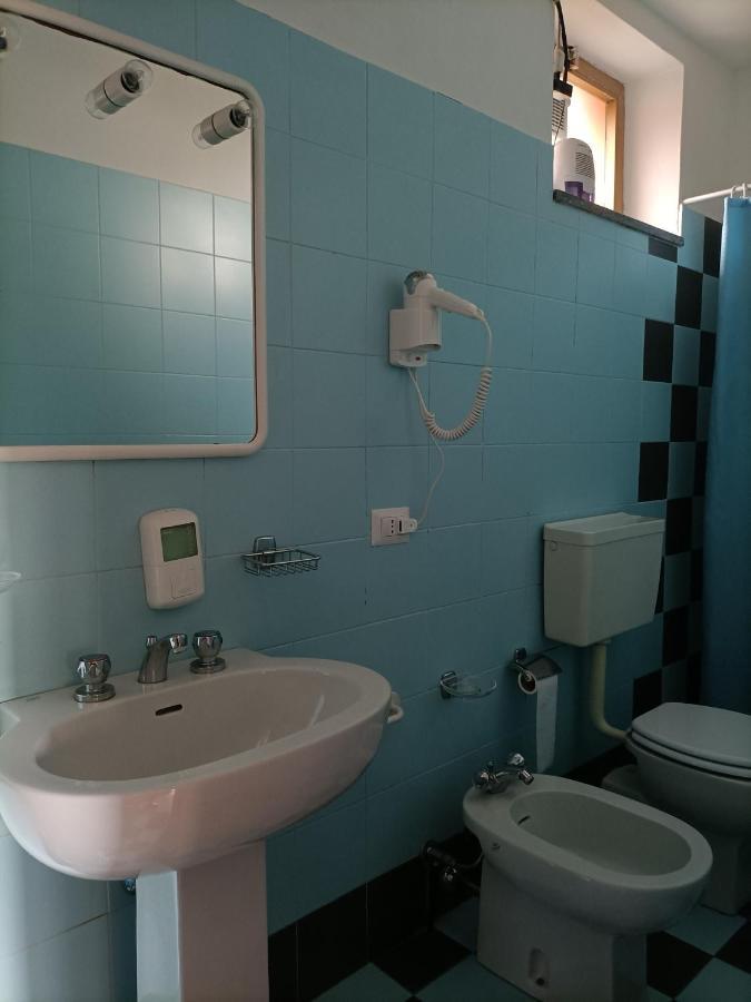 Albergo Roma Gattico ภายนอก รูปภาพ